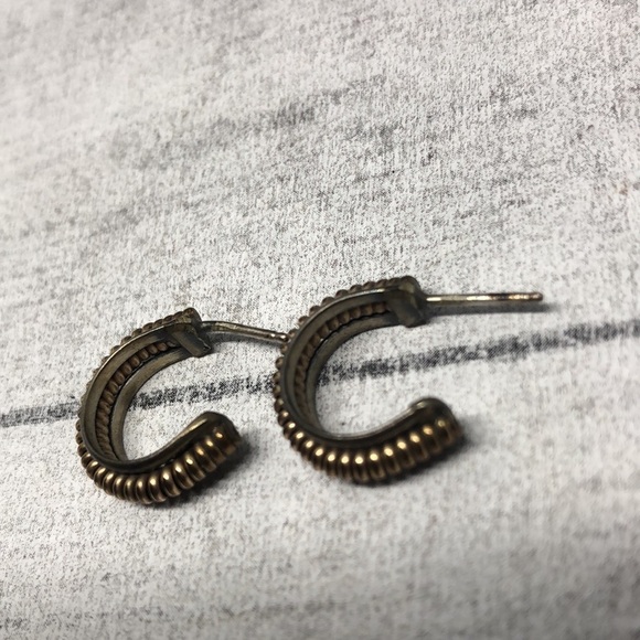 Vintage sterling silver 925 and brass mesh wire textured half hoop earrings. - Picture 6 of 7